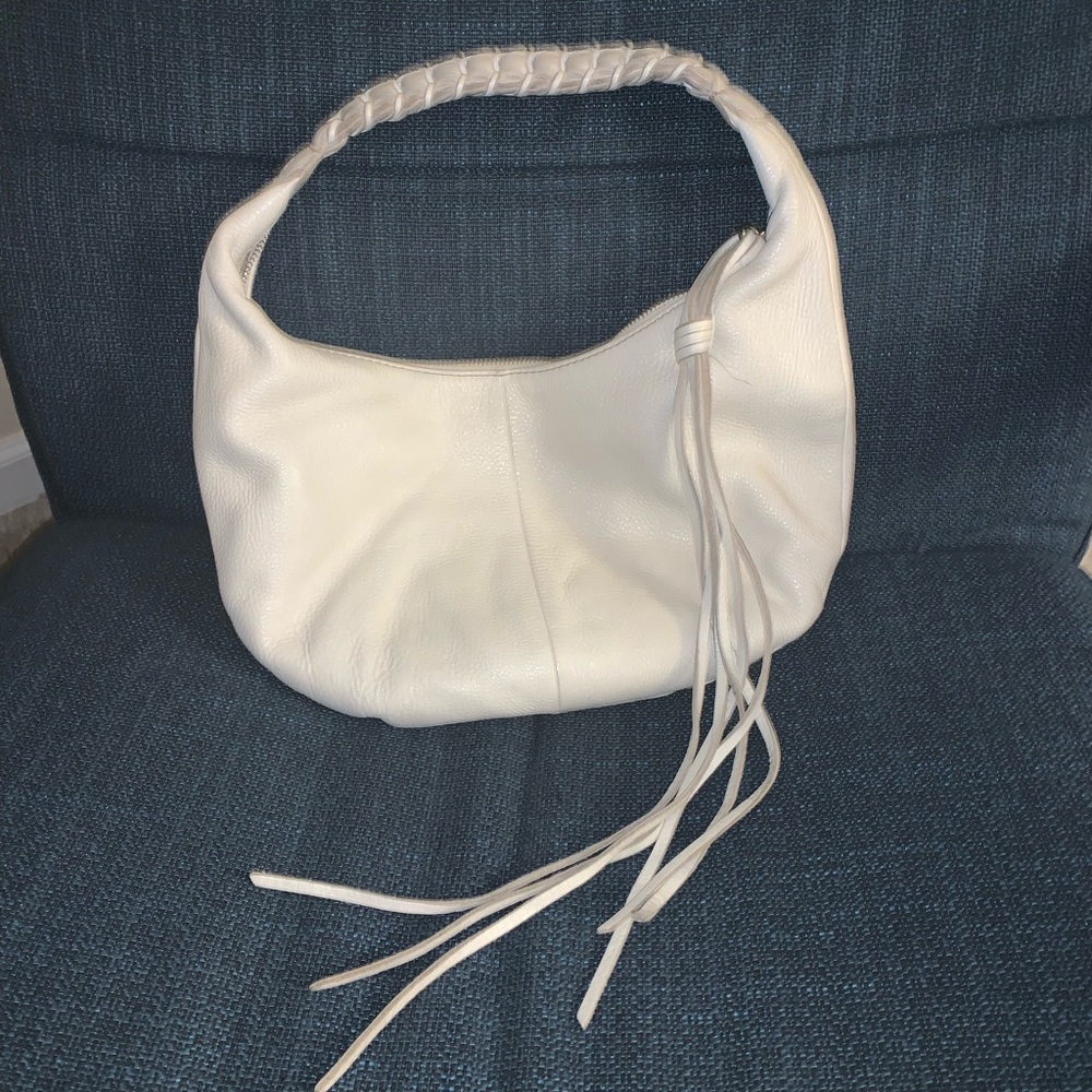 Banana Republic leather off-white purse w tassel